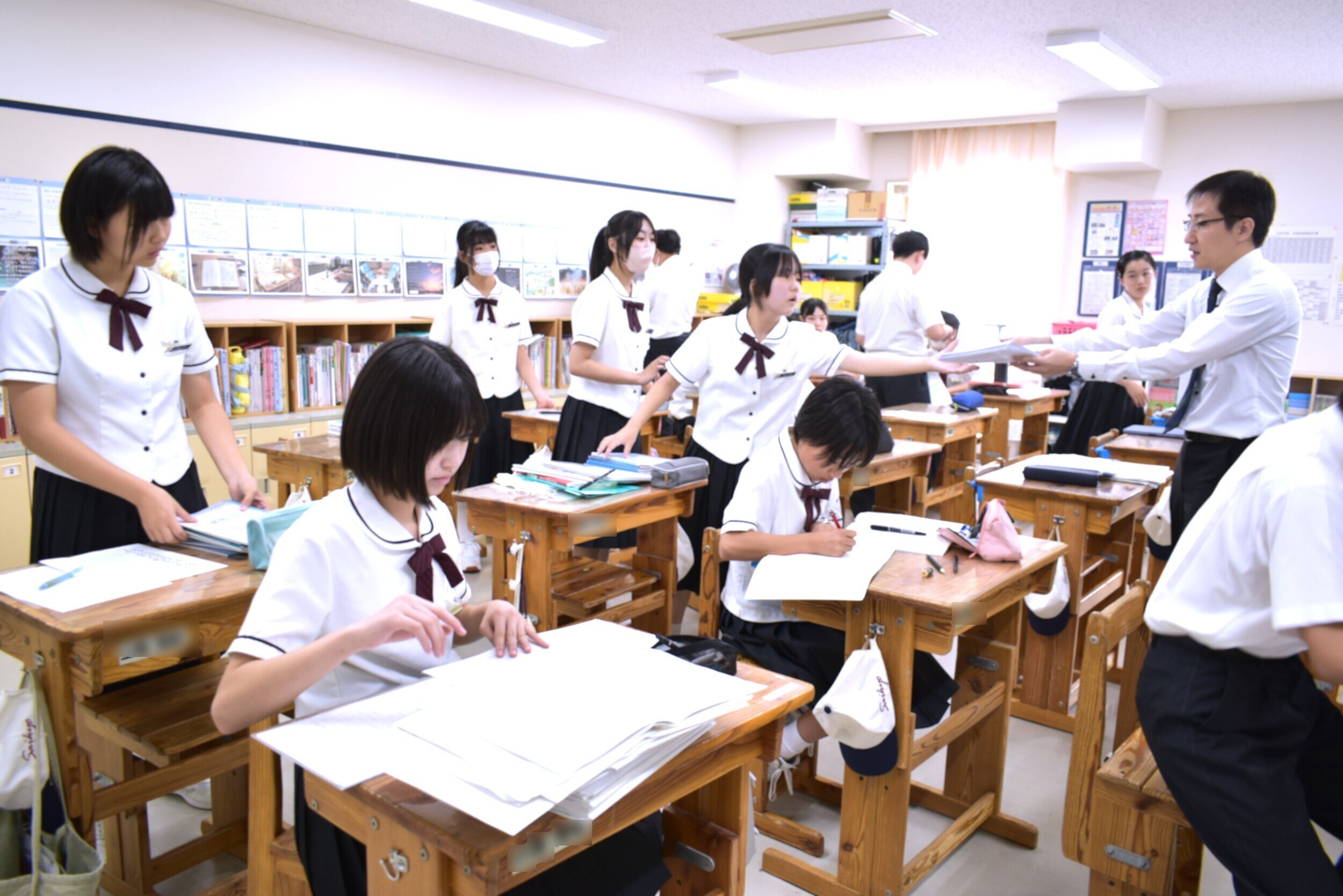 ⑥7-1夏期課題回収DSC_9554 - コピー.jpg