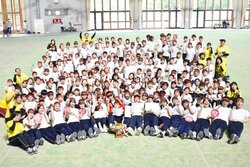 第20回体育祭_集合写真_赤組　DSC_8431.JPG