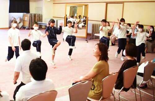 https://www.saikyo-gakuen.ac.jp/topic/images/3ab510ae17be44139bf24f9934c605f0e8ebffbb.jpg