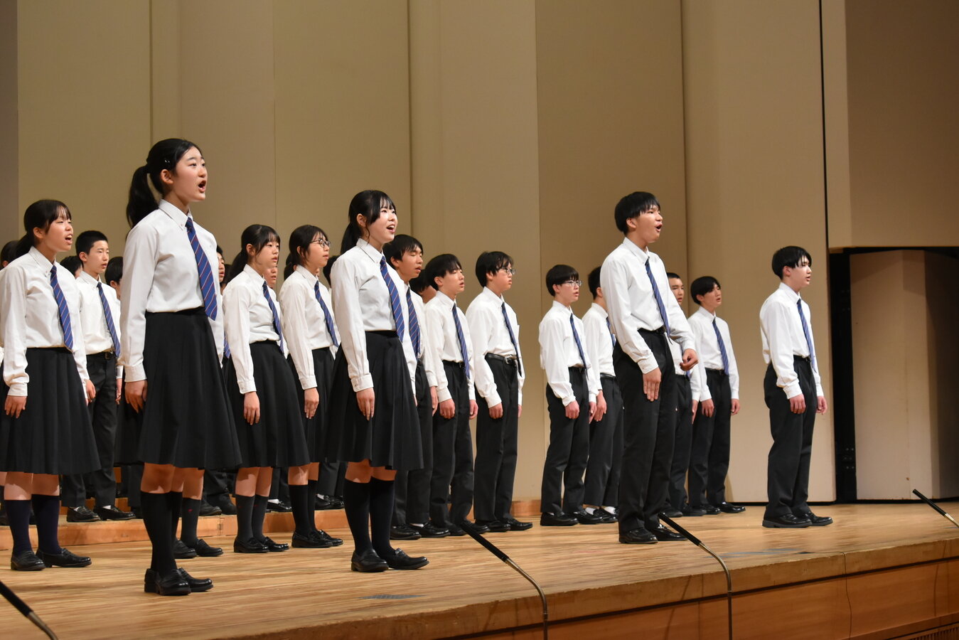 第九ソリスト前に出てるDSC_5796 - コピー.jpg