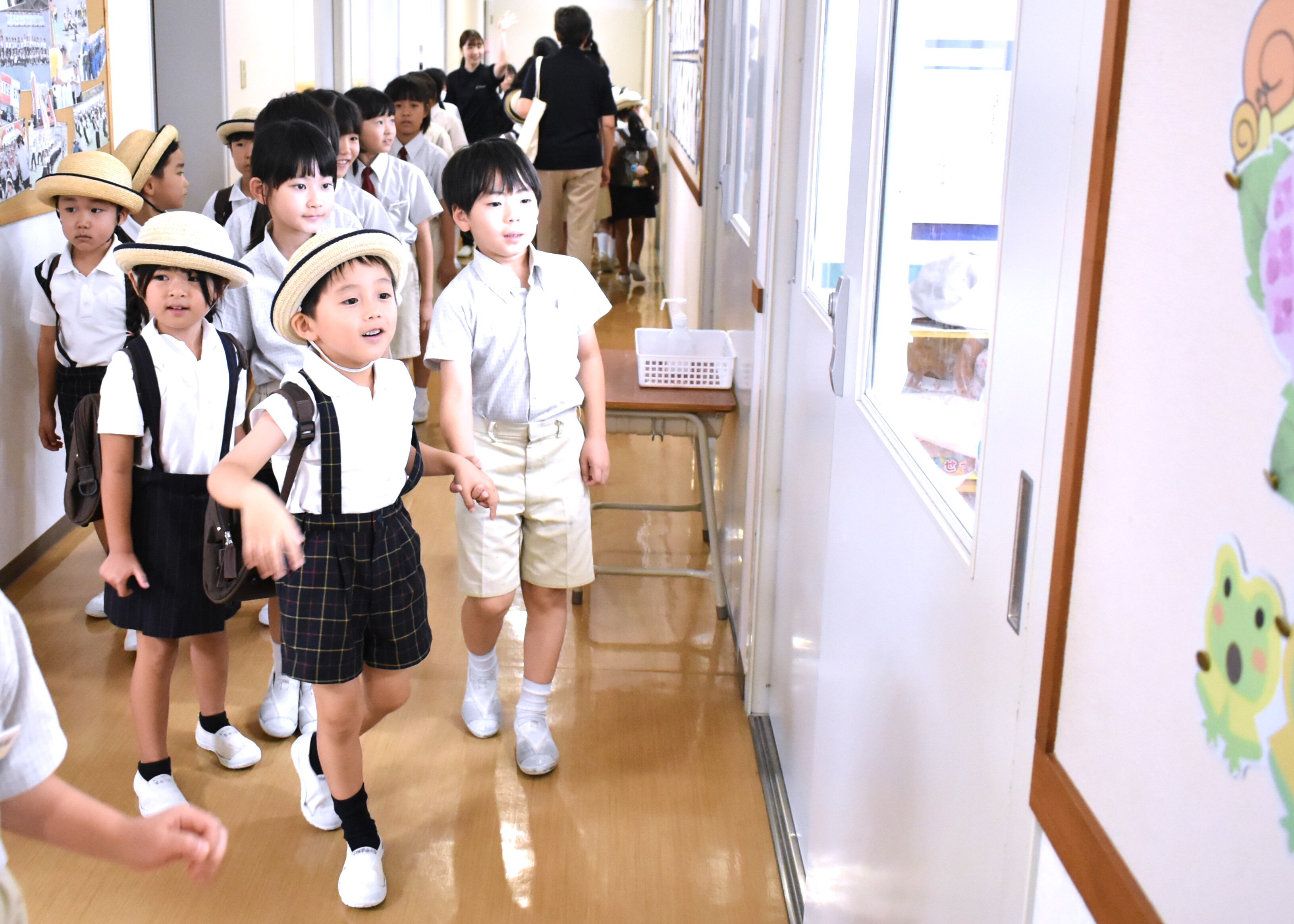 1学校探検DSC_9602 - コピー.JPG